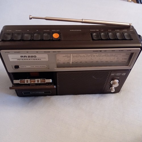 Grundig 220 international - grundig, rr